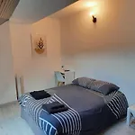 La Casa 3*